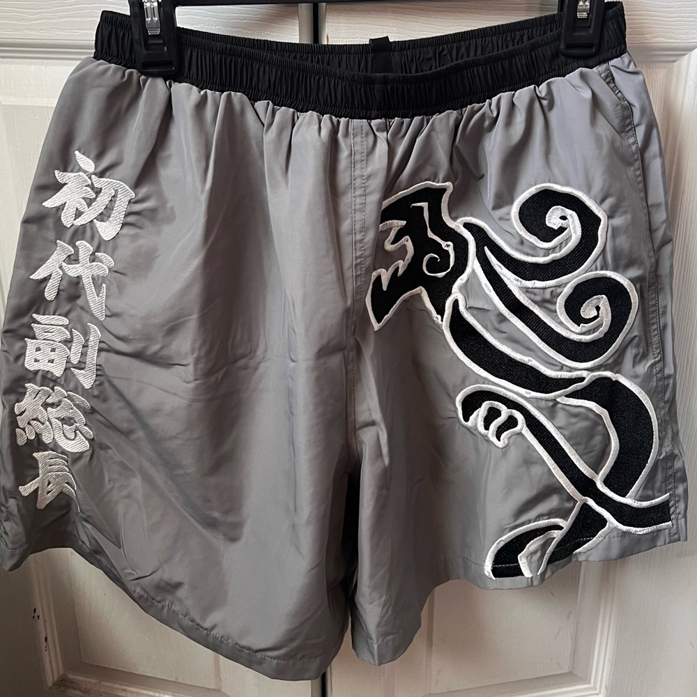 Atsuko Manji Gang Embroidered Men's Shorts